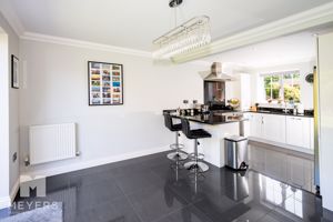 Photo 14- click for photo gallery